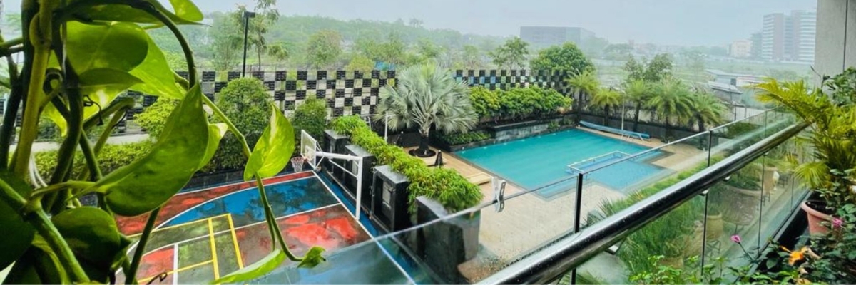 Sky Belvedere swimming pool